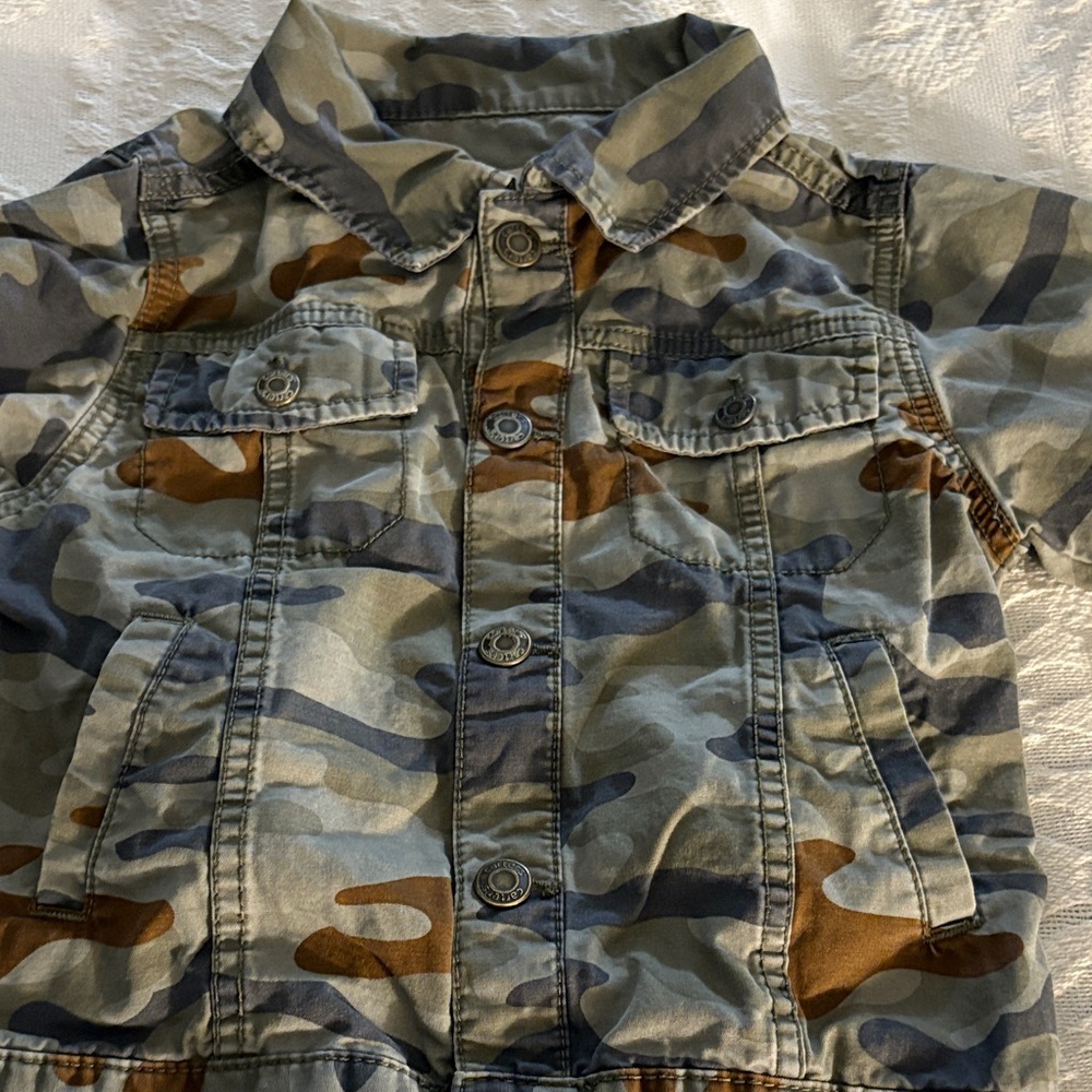 Gently loved Camouflage Unisex Kids Camouflage Jacket - Picture 5 of 10